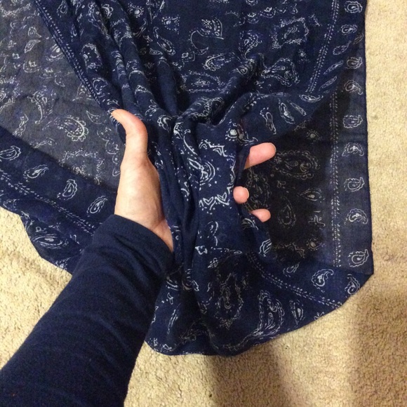 Infinity Scarf - Picture 2 of 5